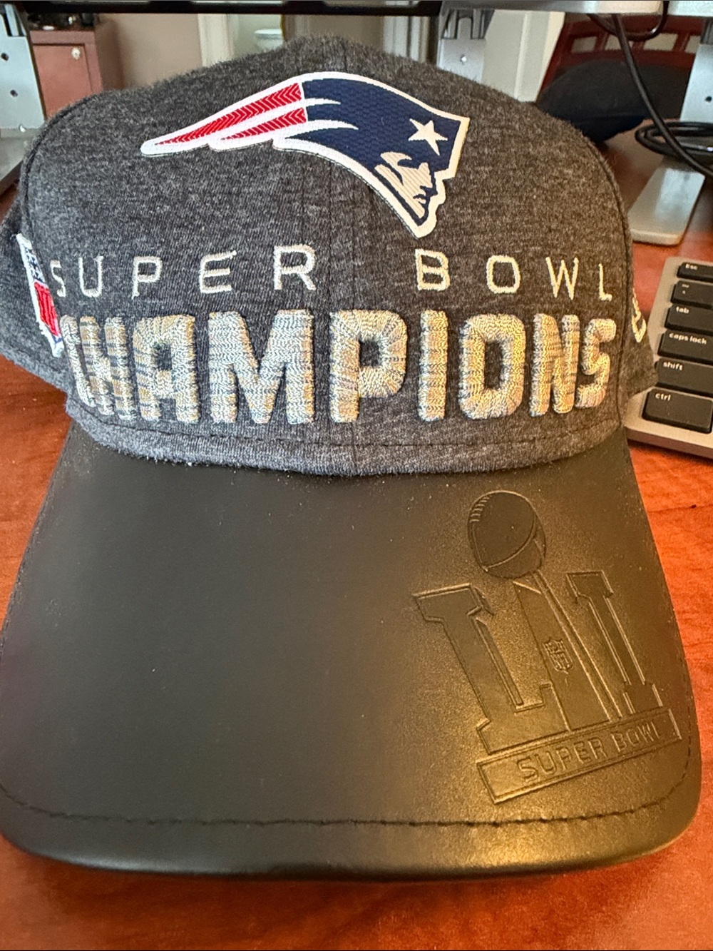 New England 9Forty adjustable New Era Gray Super Bowl Champions Cap